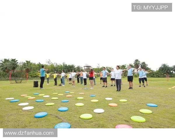 飞盘运动的魅力与挑战:深入探讨西安飞盘队的耐力训练与团队精神 飞盘运动的魅力与挑战:深入探讨西安飞盘队的耐力训练与团队精神