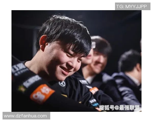 深入探讨RNG战队实力对比及其在赛场上的表现分析