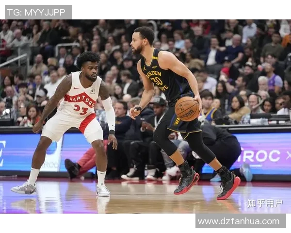 勇士与猛龙常规赛对决精彩回顾与赛季展望分析 勇士与猛龙常规赛对决精彩回顾与赛季展望分析