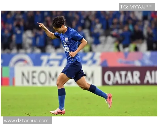 申花主场迎战河北期待逆转之战激情四溢的7月29日足球盛宴