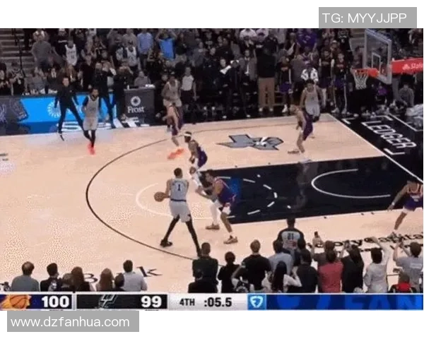 勇士与马刺激战四月六日争夺季后赛席位的关键对决 勇士与马刺激战四月六日争夺季后赛席位的关键对决