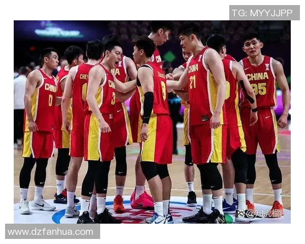 男篮澳大利亚与西班牙激战正酣谁将晋级下一轮比赛的巅峰对决